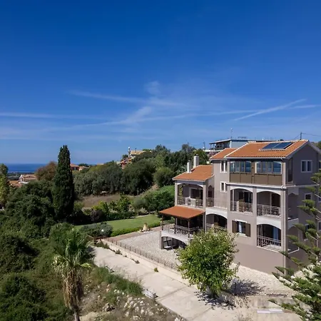 Vivian's Endless View Apartment Svoronata